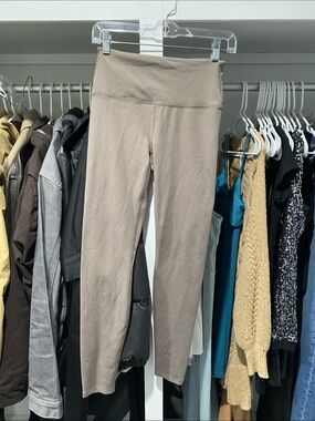 All in motion leggings